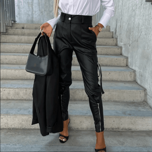 Elena - Chic cargo pants - IntimaChic