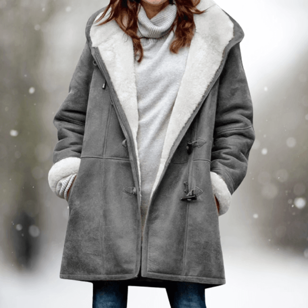 Evely | Elegant Warm jacket with hood - IntimaChic